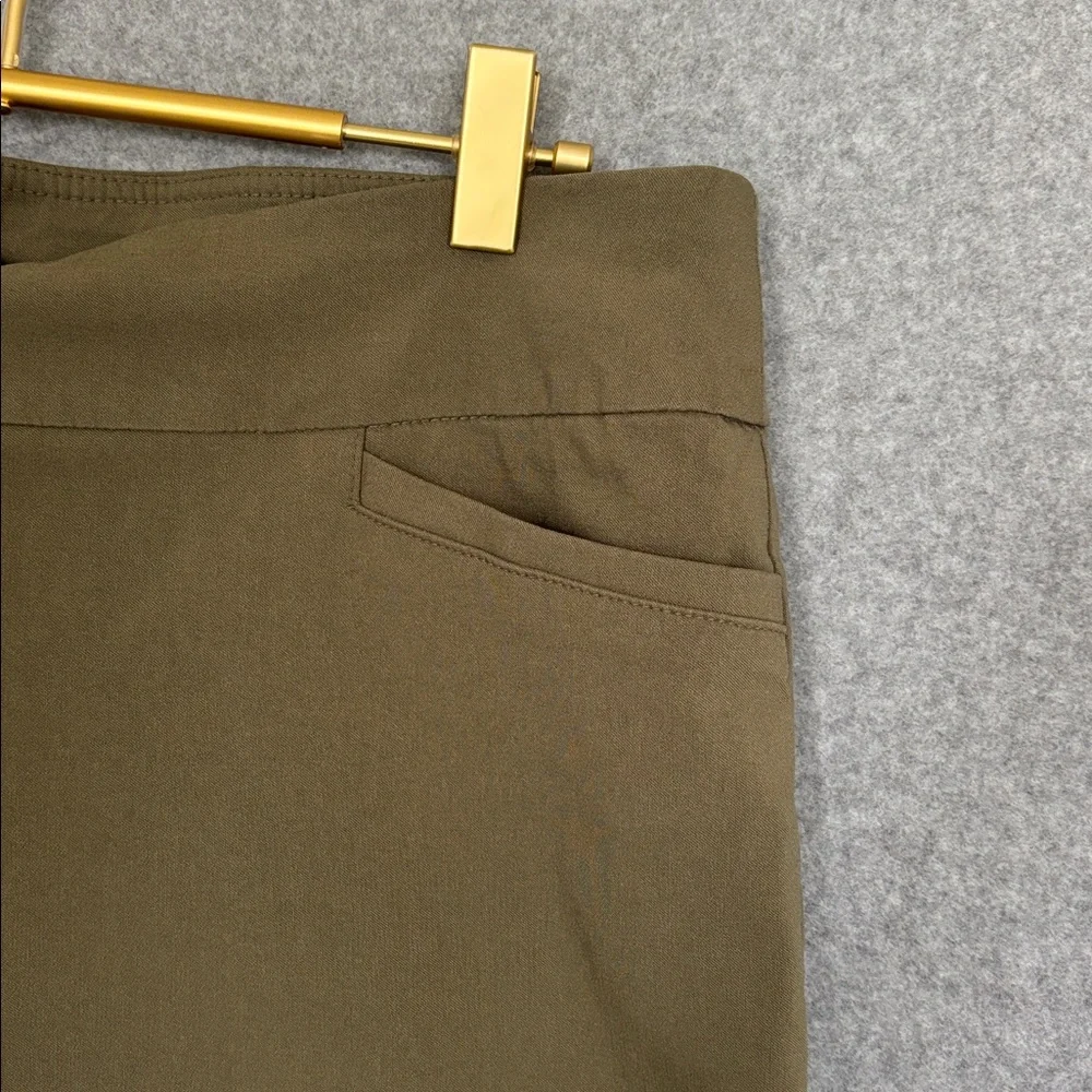 Allison Daley Capri Pull On Woman Pants w/ Pockets 14 Green - Picture 9 of 9